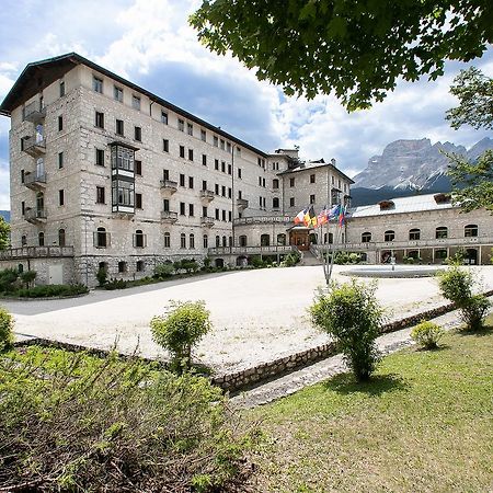 Th Borca Di Cadore - Park Hotel Des Dolomites Exterior photo