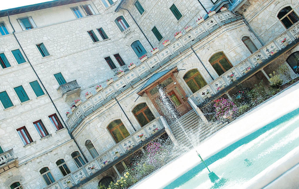 Th Borca Di Cadore - Park Hotel Des Dolomites Exterior photo
